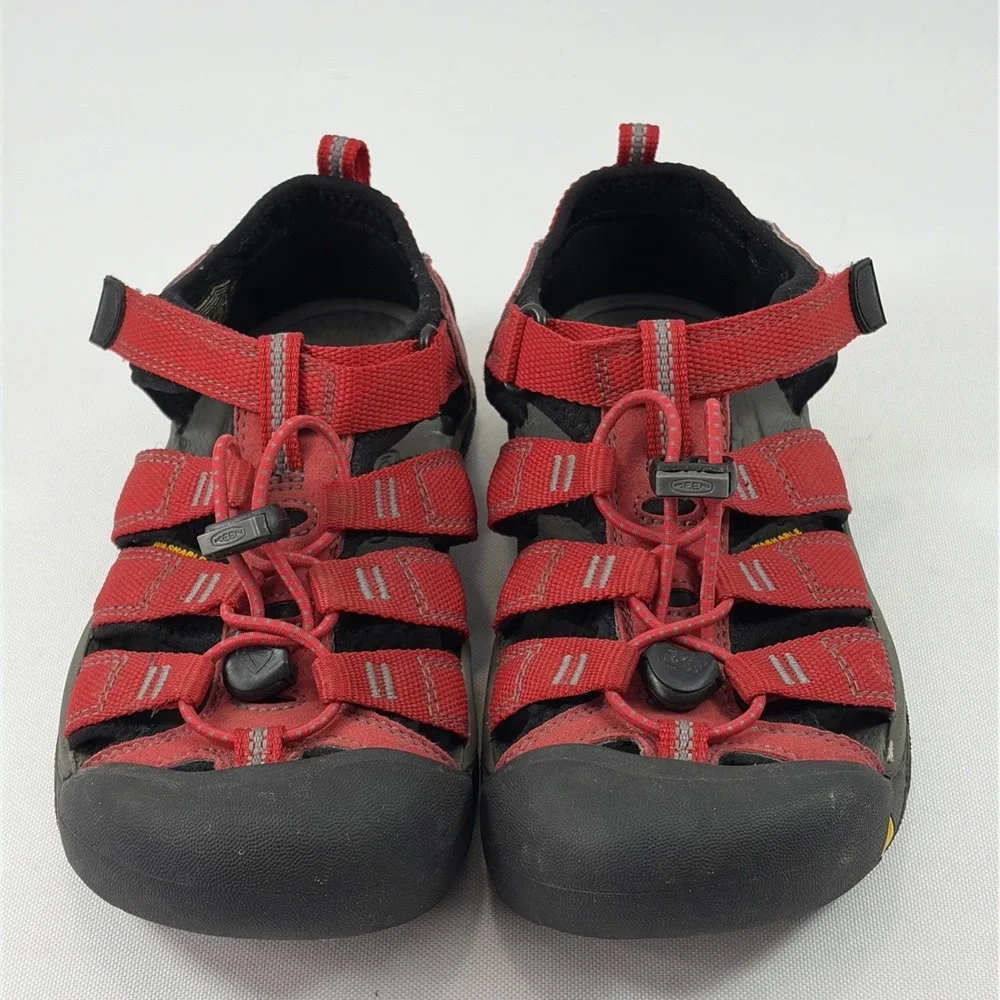 KEEN Newport H2 Sandals Big Kids Size 3Y EU 3 Waterproof Outdoor Red Shoes